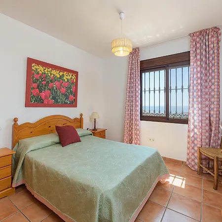 Lina - With Private Pool In וילה *
