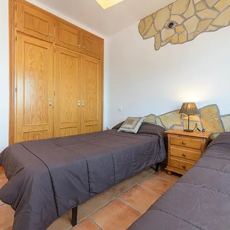 וילה Lina - With Private Pool In *