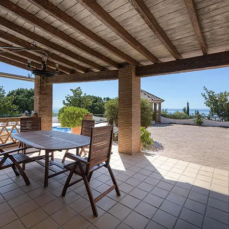 Lina - With Private Pool In