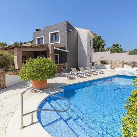 Lina - With Private Pool In וילה אסטפונה