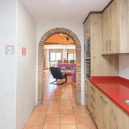 Lina - With Private Pool In אסטפונה
