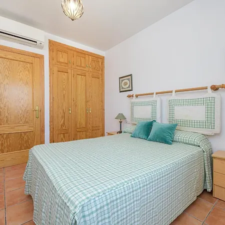 Lina - With Private Pool In וילה *