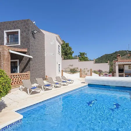 Lina - With Private Pool In וילה *