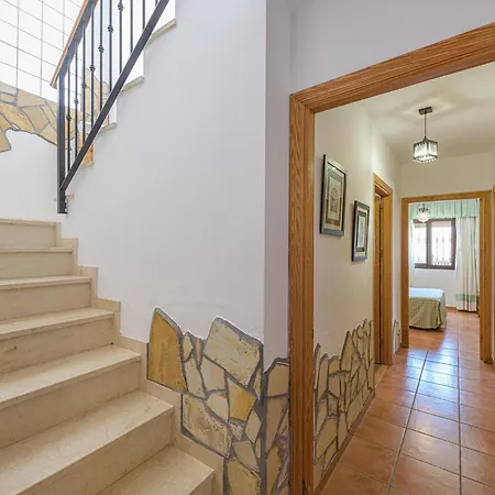 Lina - With Private Pool In וילה אסטפונה