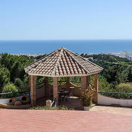 וילה Lina - With Private Pool In